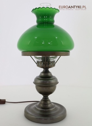 Elegancka lampka stołowa vintage z zielonym kloszem z lat 60. – styl retro