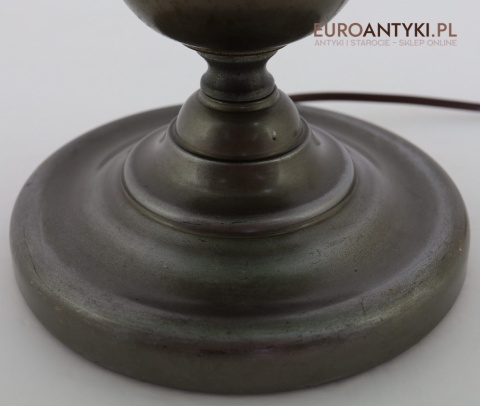 Elegancka lampka stołowa vintage z zielonym kloszem z lat 60. – styl retro