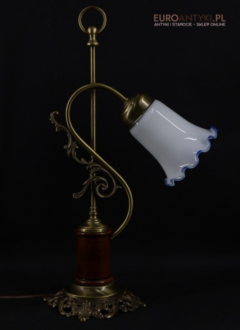 lampa stołowa w secesyjnym stylu