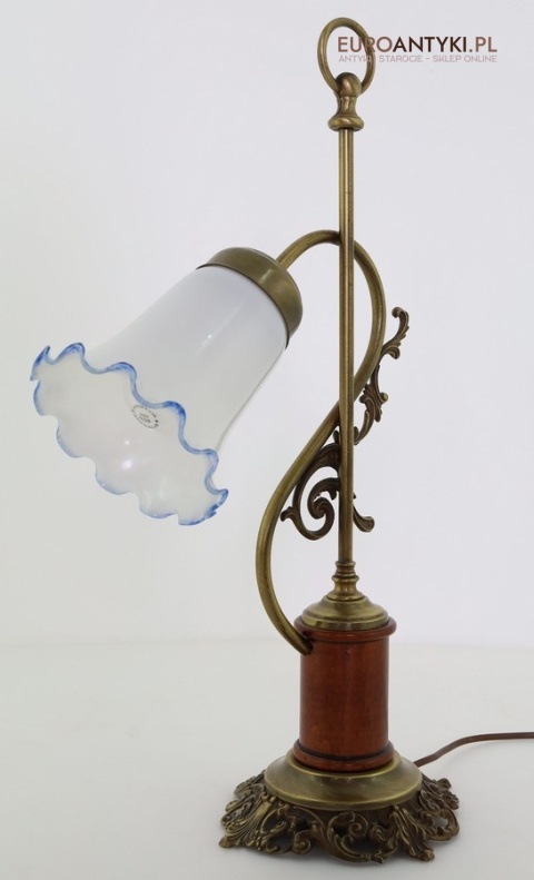 romantyczna lampa stołowa retro