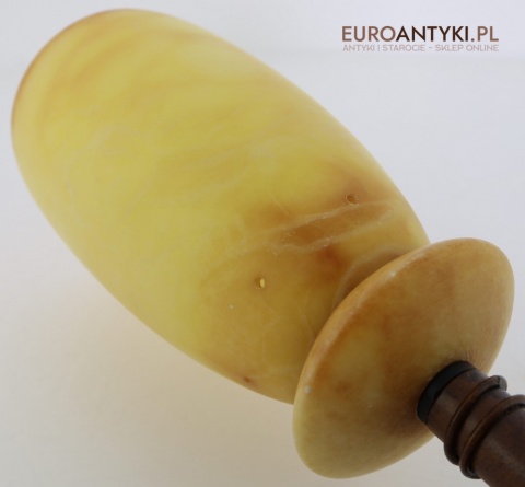 lampka retro w klimacie zamkowym