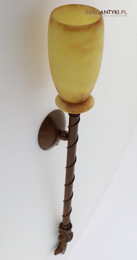 lampa ścienna vintage zamkowa