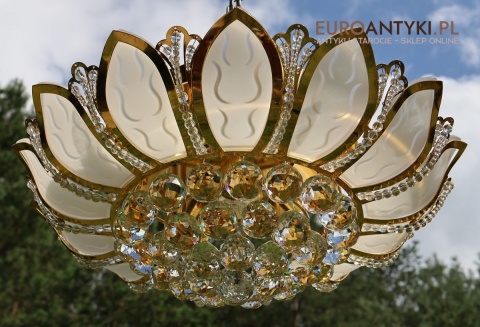 plafon art deco z kryształami