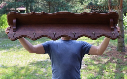 dębowy wieszak do góralskiej chaty