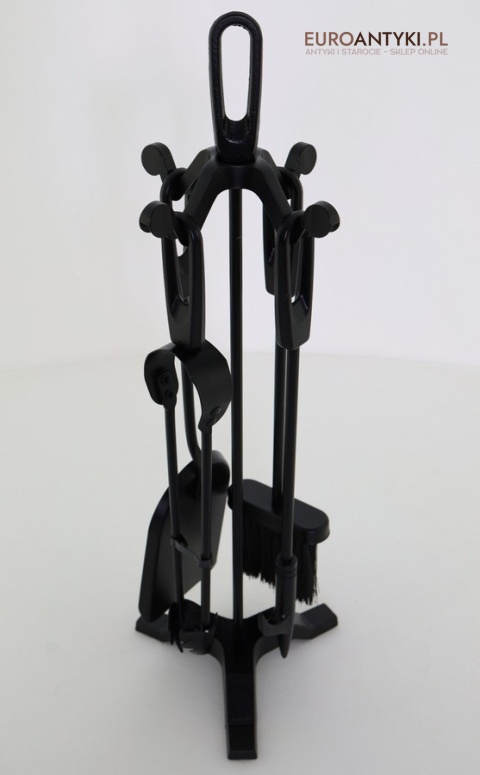 rustykalny zestaw do czyszczenia kominka