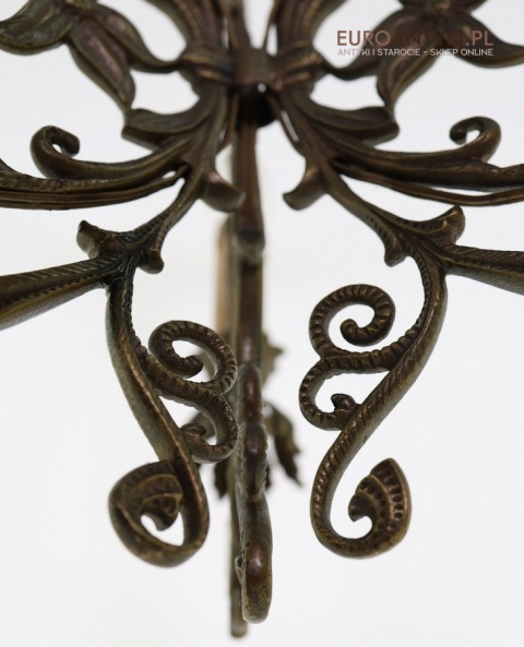 oryginalny żyrandol antyczny