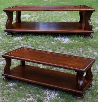 Masywny stolik kawowy z litego drewna – solidny mebel w stylu rustykalnym