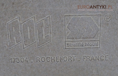 Masywny stolik vintage z imitacją marmuru – solidny, elegancki, ręcznie wykończony