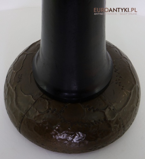 Masywny stolik vintage z imitacją marmuru – solidny, elegancki, ręcznie wykończony