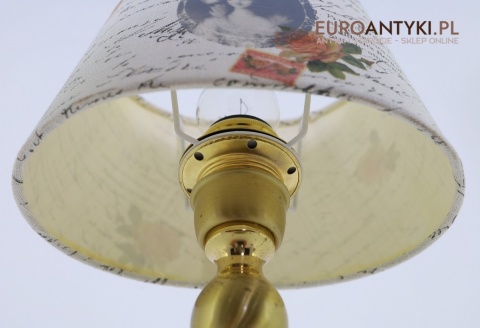 stara lampka stołowa z abażurem
