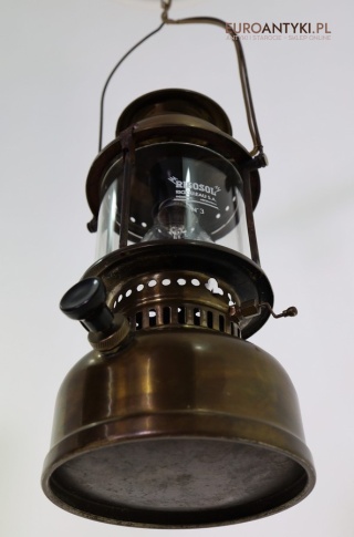Argentyńska lampa Rigosol Rigolleau – mosiężna lampa ciśnieniowa na naftę przerobiona na elektryczną