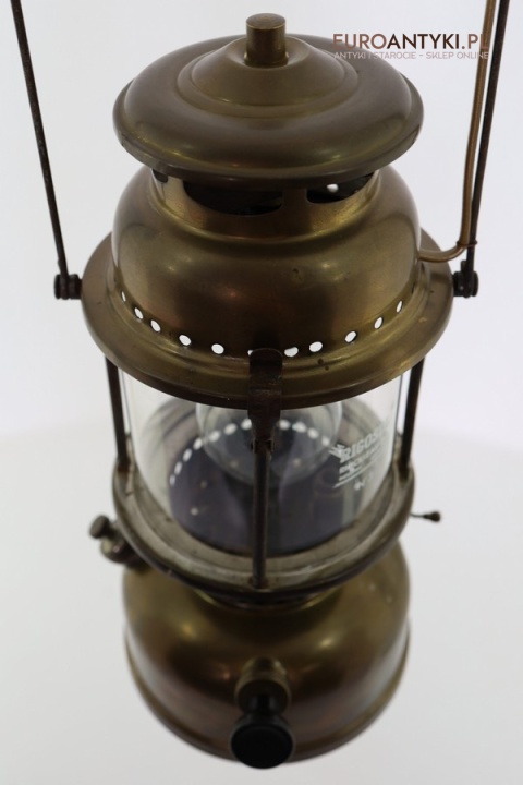 industrialna lampa ozdoba wnętrz