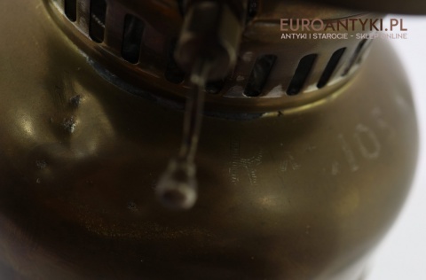 Argentyńska lampa Rigosol Rigolleau – mosiężna lampa ciśnieniowa na naftę przerobiona na elektryczną