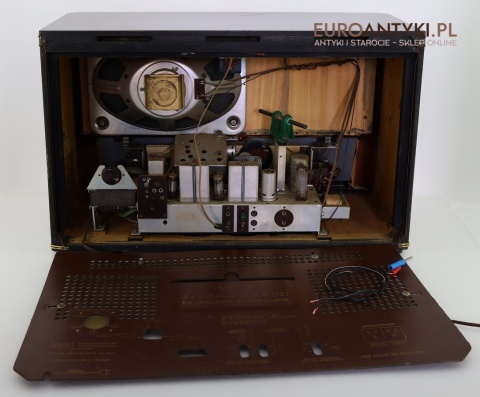 klasyczny design radia lampowego