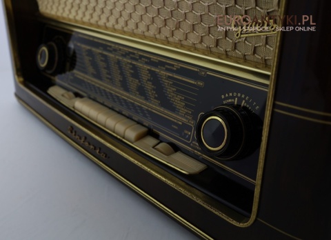 radio w stylu loftowym