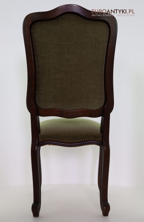 antyczne krzesła tapicerowane oliwkowym materiałem