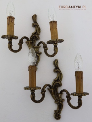 Stylowe kinkiety mosiężne w stylu barokowym z połowy XX wieku