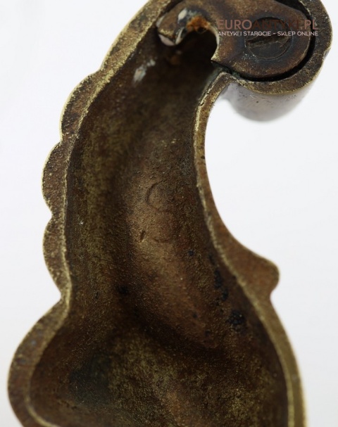 Stylowe kinkiety mosiężne w stylu barokowym z połowy XX wieku