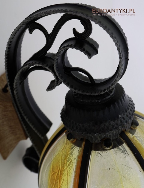 kinkiet retro w stylu rustykalnym do restauracji retro