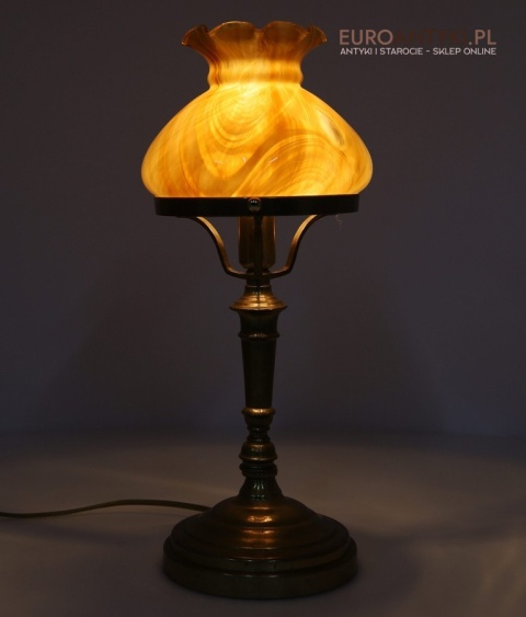 retro lampka stołowa z kloszem bursztynowym