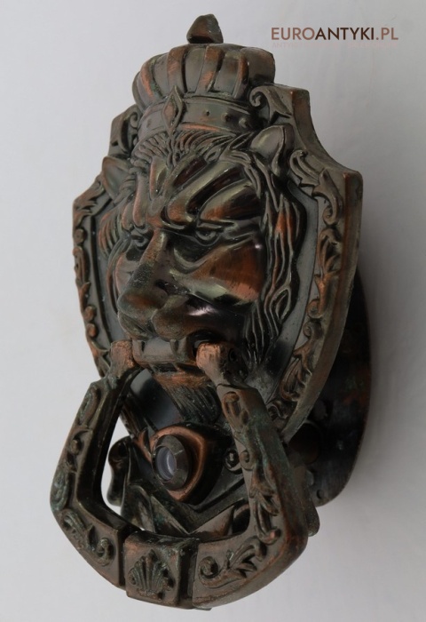 vintage kołatka z lwem i judaszem