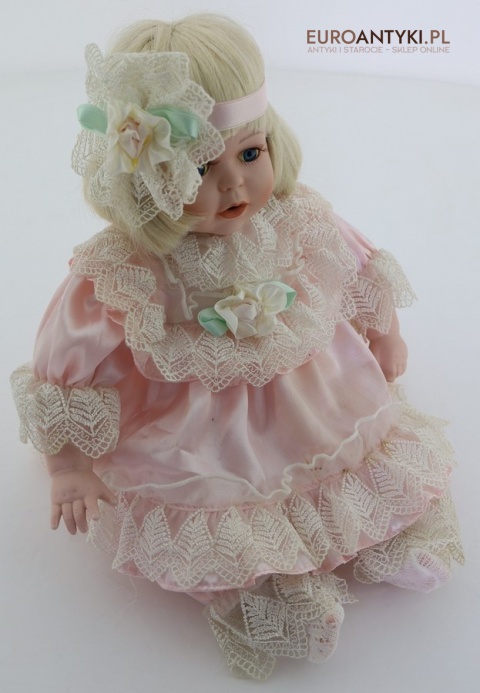 antyczna lalka porcelanowa retro
