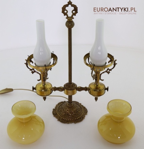 antyki lampy na biurko