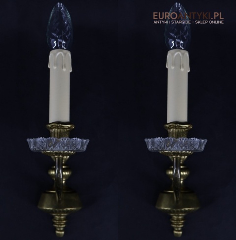 antyczne kinkiety z kryształowymi rozetkami