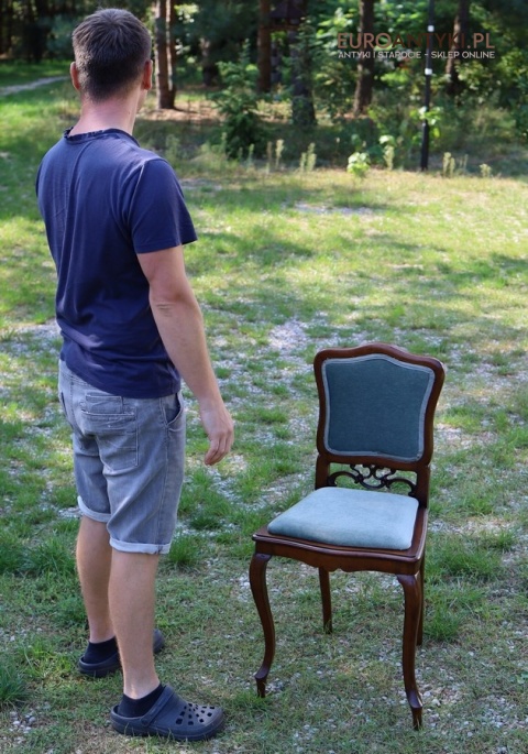 stylowe krzesło neorenesansowe z epoki