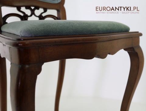 antyczne krzesło klasyczne z epoki