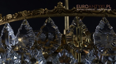 antyczny żyrandol kryształowy