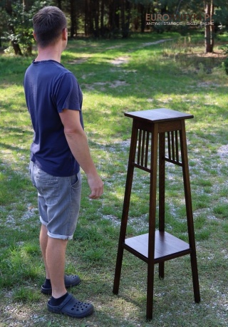 Antyczny kwietnik Art Deco z epoki – wysoki stojak retro z litego drewna