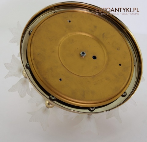 starodawne lampy okrągłe