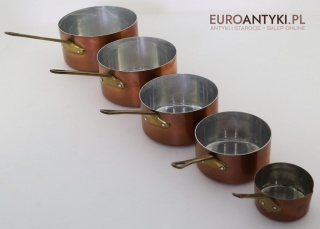 Kuchenny zestaw 5 miedzianych rondelków – oryginalne garnki vintage z epoki