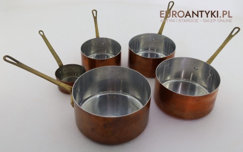 miedziane rondelki z patyną
