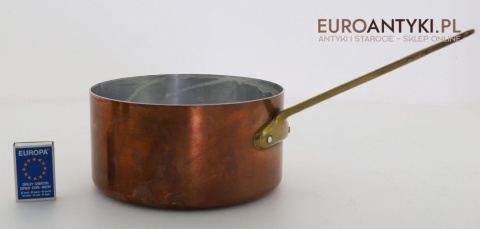 rustykalne garnki ozdobne