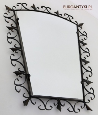 Lustro retro z lat 70. – żelazna rama ręcznie kuta w stylu rustykalnym