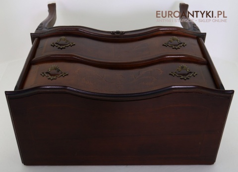 komoda vintage do salonu