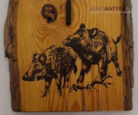 drewniany termometr rustykalny z dzikami