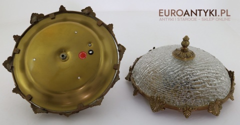 plafon sufitowy z epoki w stylu dworskim