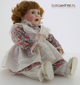 Porcelanowa lalka kolekcjonerska Rock-A-Bye Baby – Nursery Babies™ 1992