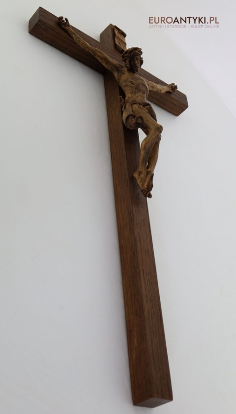 antyczny krzyż domowy z drewna