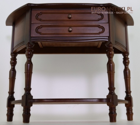 Retro komoda – klasyczna konsolka z litego drewna, druga połowa XX wieku