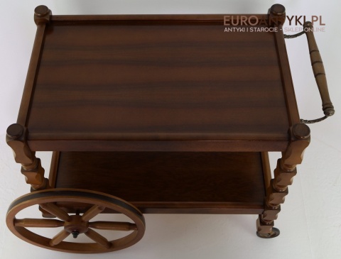 retro barek rustykalny na napoje