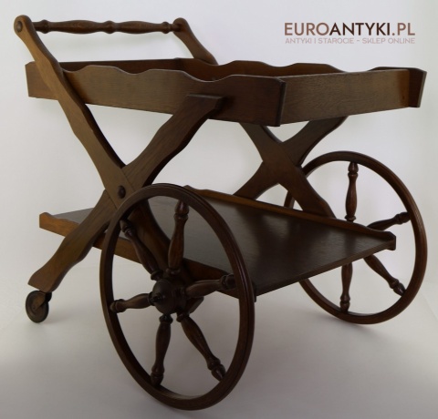 dekoracyjny barek na kołach vintage