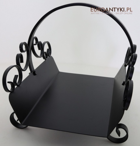 dekoracyjny koszyk na drewno do kominka