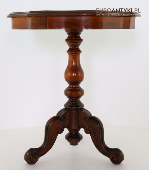 stolik retro pod lampę w stylu ludwikowskim