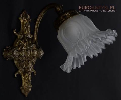 kinkiet retro z falowanym szklanym kloszem