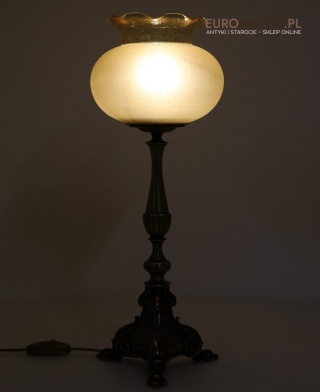 Antyczna lampka stołowa vintage z masywnego brązu – dekoracyjna lampa eklektyczna