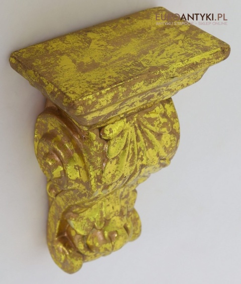 Antyczne wsporniki ścienne retro – złocone dekoracje vintage z motywami roślinnymi